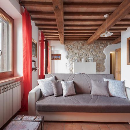 Villa La Folaga Del Trasimeno à Magione Extérieur photo