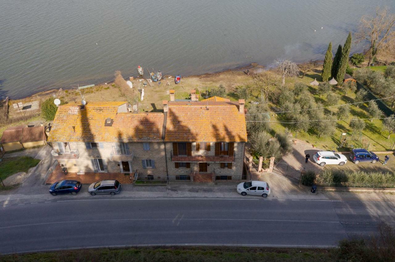 Villa La Folaga Del Trasimeno à Magione Extérieur photo