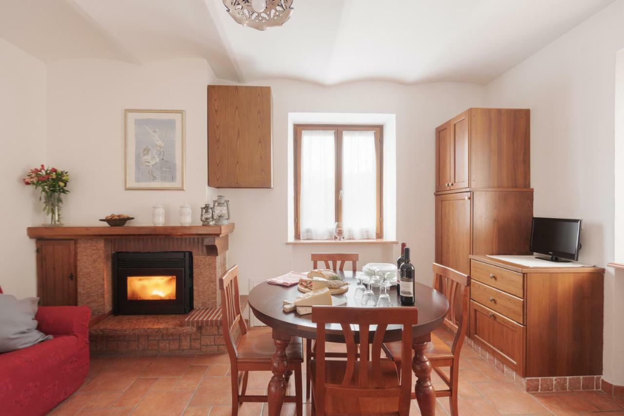 Villa La Folaga Del Trasimeno à Magione Extérieur photo