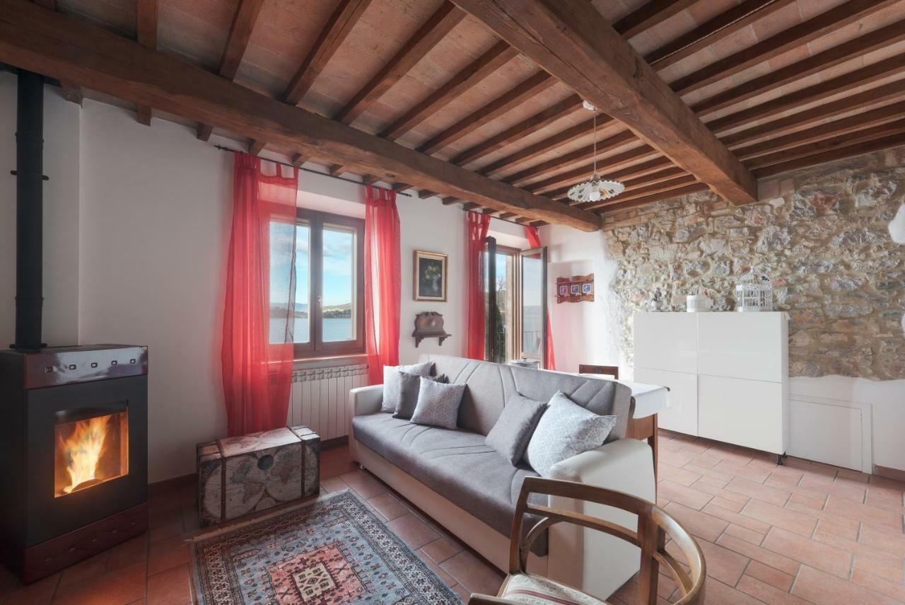 Villa La Folaga Del Trasimeno à Magione Extérieur photo